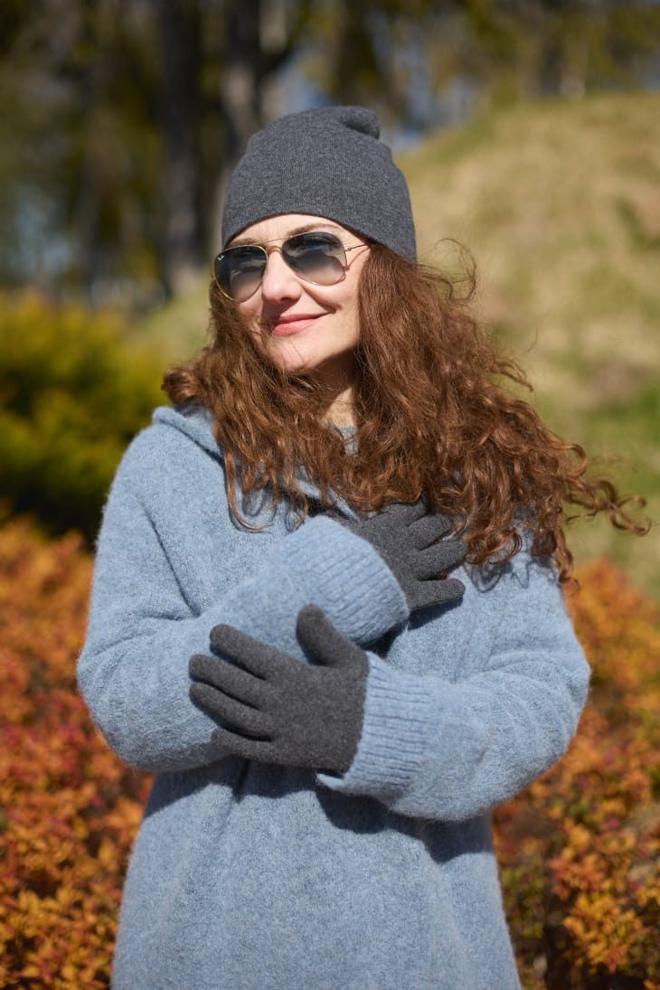 Bonnets et gants en cachemire sur mesure